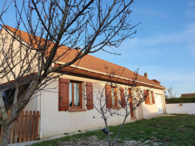 Maison - 5 pieces - Saint Germain sur ecole
