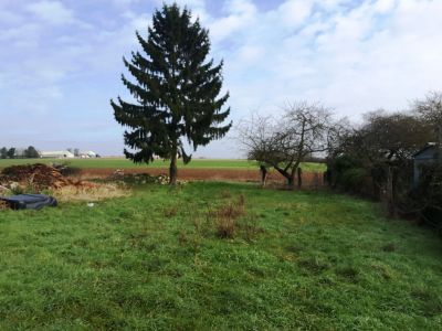 Provins sortie de .... Terrain a batir