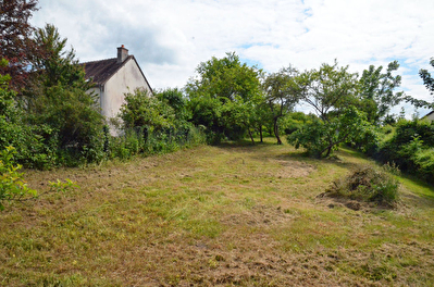 Terrain Provins/ Longueville a 5km