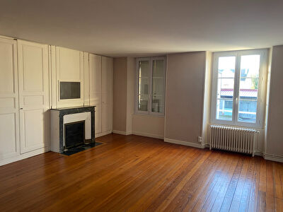 Appartement Provins centre ville 113.68 m2