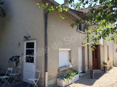 JOLIE MAISON DE VILLAGE a 5 min de TINQUEUX