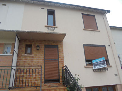 MAISON DE VILLE JARDIN ET SOUS-SOL