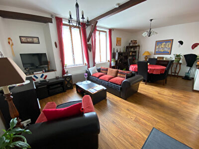 GRAND APPARTEMENT T2 AVEC GARAGE ET CAVE PROCHE GARE - REIMS - CLAIRMARAIS