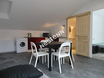 REIMS CLEMENCEAU - TYPE de 27 m2 avec stationnement -vendu loue