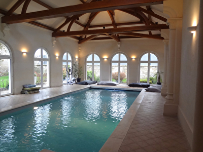 MAISON AVEC DE BELLES PRESTATIONS