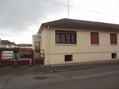 MARGNY-LES-COMPIEGNE, Ce Pavillon edifie sur sous-sol total