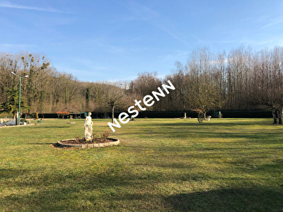 MAISON AVEC PARC ET ACCES FORET A 5 MINUTES COMPIEGNE