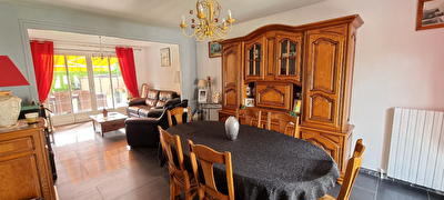 PAVILLON TRADITIONNEL - 145 m2 - AU COEUR DE NOYON