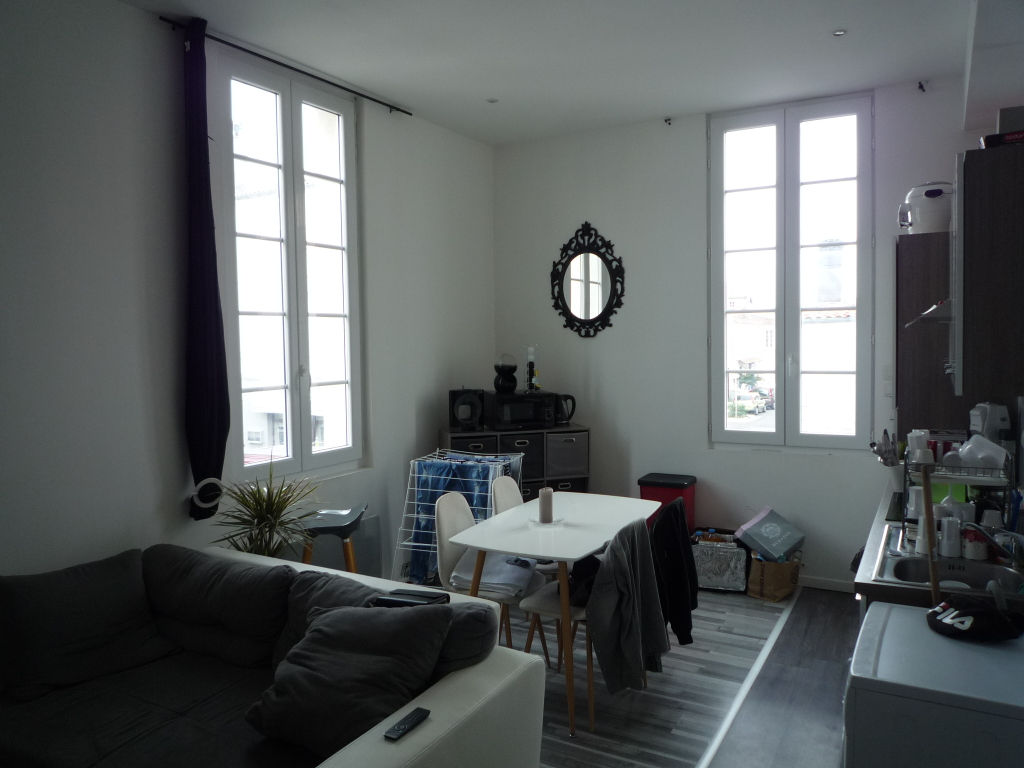 photos n°1 Appartement Rochefort 2 pièce(s) 33 m2