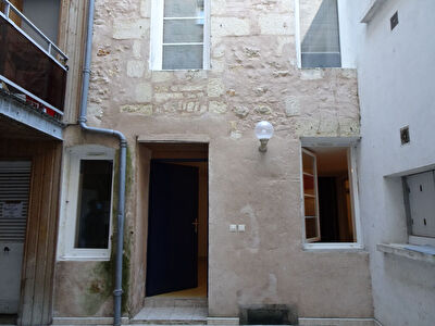 Exclusivite en Hyper Centre de Rochefort - Studio RDC de 29m2 sur cour