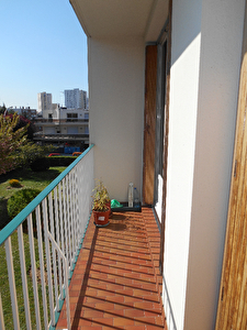 Appartement Noisy Le Sec 4 pieces 75 m2