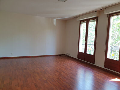 Appartement Rosny Sous Bois 2 pieces 61 m2