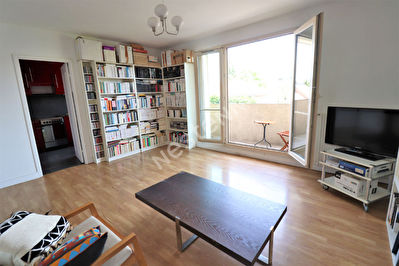 Appartement Champignol 2 pieces 50 m2 proche RER A