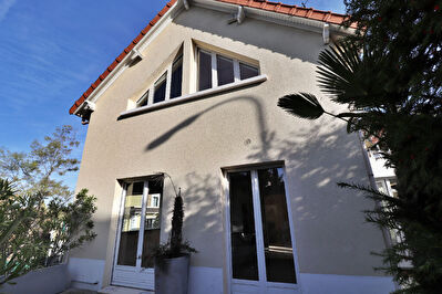 Maison Le Parc 108 m2 - 6 pieces 3 chambres - 3 minutes RER A