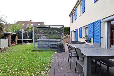 Maison familiale Chennevieres 4 chambres 160 m2