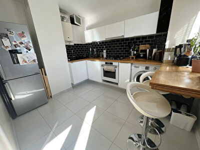 Appartement 3 pieces 55 m2 traversant Saint-Maur-des-Fosses