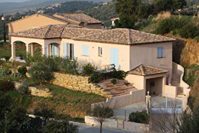 MAISON LA LONDE LES MAURES - 4 pieces - 120 m2