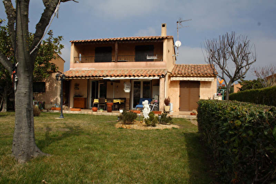 BASTIDE LA LONDE LES MAURES - 4 pieces - 110 m2
