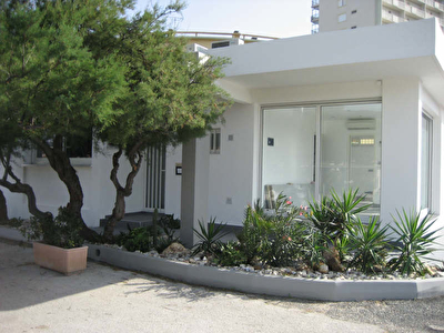 VILLA LE LAVANDOU - 3 pieces - 76 m2