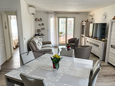 Appartement Six-Fours Les Plages T3 de 60.21 m2 en centre village