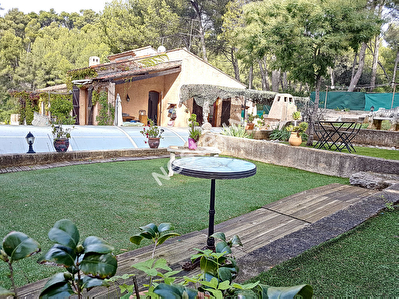 Maison Toulon de 7 pieces de 205 m2