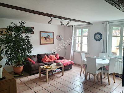 Appartement Ollioules 4 pieces de 80.51 m2 + 2 Places de stationnement privatives