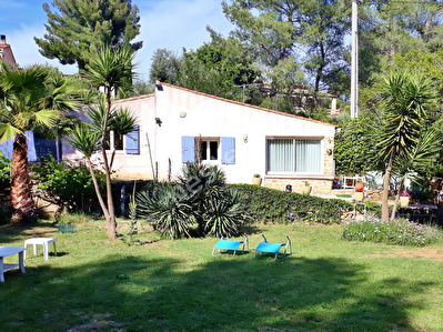 Maison La Cadiere D Azur de 3 pieces sur 1636 m2 de terrain