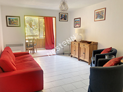 Appartement Six Fours Les Plages 4 pieces 71 m2 Utile