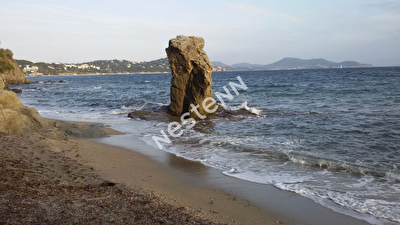 Toulon La mitre appartement de 3 pieces dernier etage vue mer