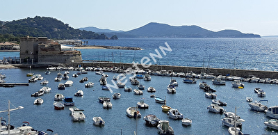 TOULON LA MITRE APPARTEMENT AVEC VUE MER DE 90 M2 + GARAGE