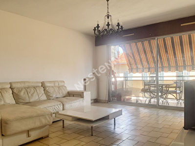 Appartement Toulon 4 pieces 102 m2 Toulon - Champs de Mars