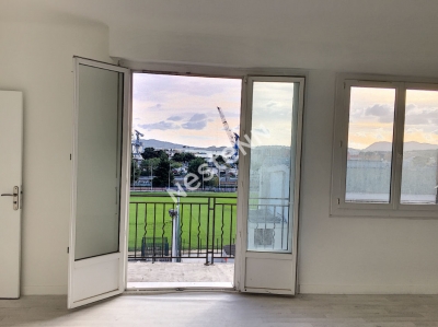 Appartement Toulon Ouest de 3 pieces de belle superficie