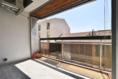 Appartement Bandol Centre ville de 2 pieces avec Garage et ascenseur
