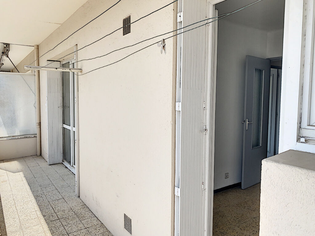 photos n°1 Appartement Toulon Aguillon T4 de 74 m2 trois chambres Balcon terrasse