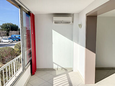 Appartement Bandol de 2 pieces de 40 m2 + terrasse et place de parking