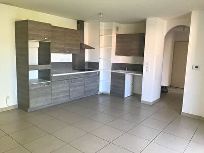 Appartement Ollioules de 3 pieces dans residence recente de standing