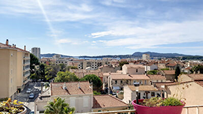 Appartement Toulon 4 pieces 74 m2 CLARET Vue Mer
