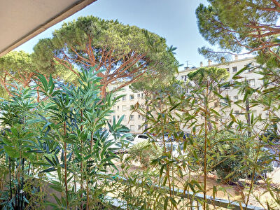 Appartement Toulon 3 pieces 57 m2 meuble et equipe- Toulon Brunet