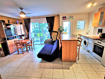 Appartement Toulon La Serinette 2 pieces 47.31 m2 + balcon.