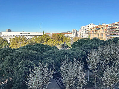 Appartement Toulon Champ de Mars avec vue sur parc de 3 pieces de 80.90 m2