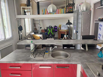 Appartement Toulon La Loubiere de 1 piece de 33 m2
