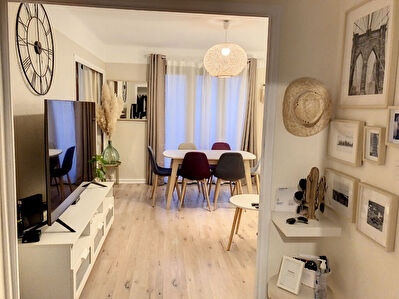 Toulon Aguillon Appartement de 4 pieces en excellent etat