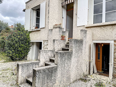 Toulon Les Routes maison T3 a renover