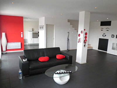MAISON LAUZERVILLE - 4 pieces - 125 m2