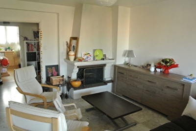 Toulouse Hippodrome - Arenes 31100 appartement T4 renove- parking - terrasse