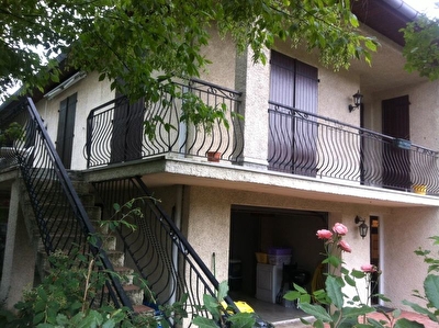 Maison Ramonville Saint Agne T7 180 m2 beau potentiel avec 2 entrees independantes au calme