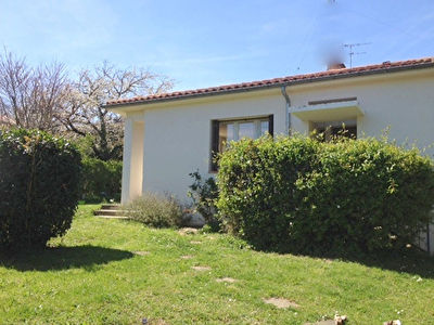 Maison Ramonville Saint Agne T4 de plain pied au calme avec garage et jardin