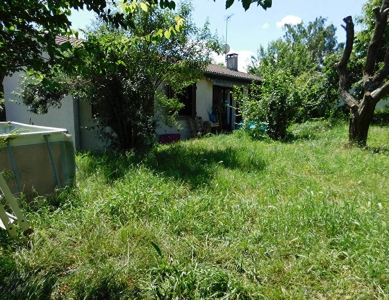 Escalquens 31750 maison T4 de 81 m2 sur un terrain arbore de 560m2 sans vis a vis au calme