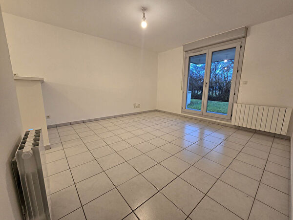Toulouse 31200 Proche Metro Borderouge T2 recent en Rez de Jardin de 40.75m2 terrasse de 7.5m2 parking sous sol