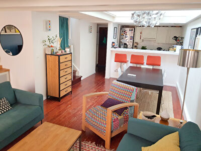 Toulouse centre ville 31000 appartement T3 atypique avec une place de parking